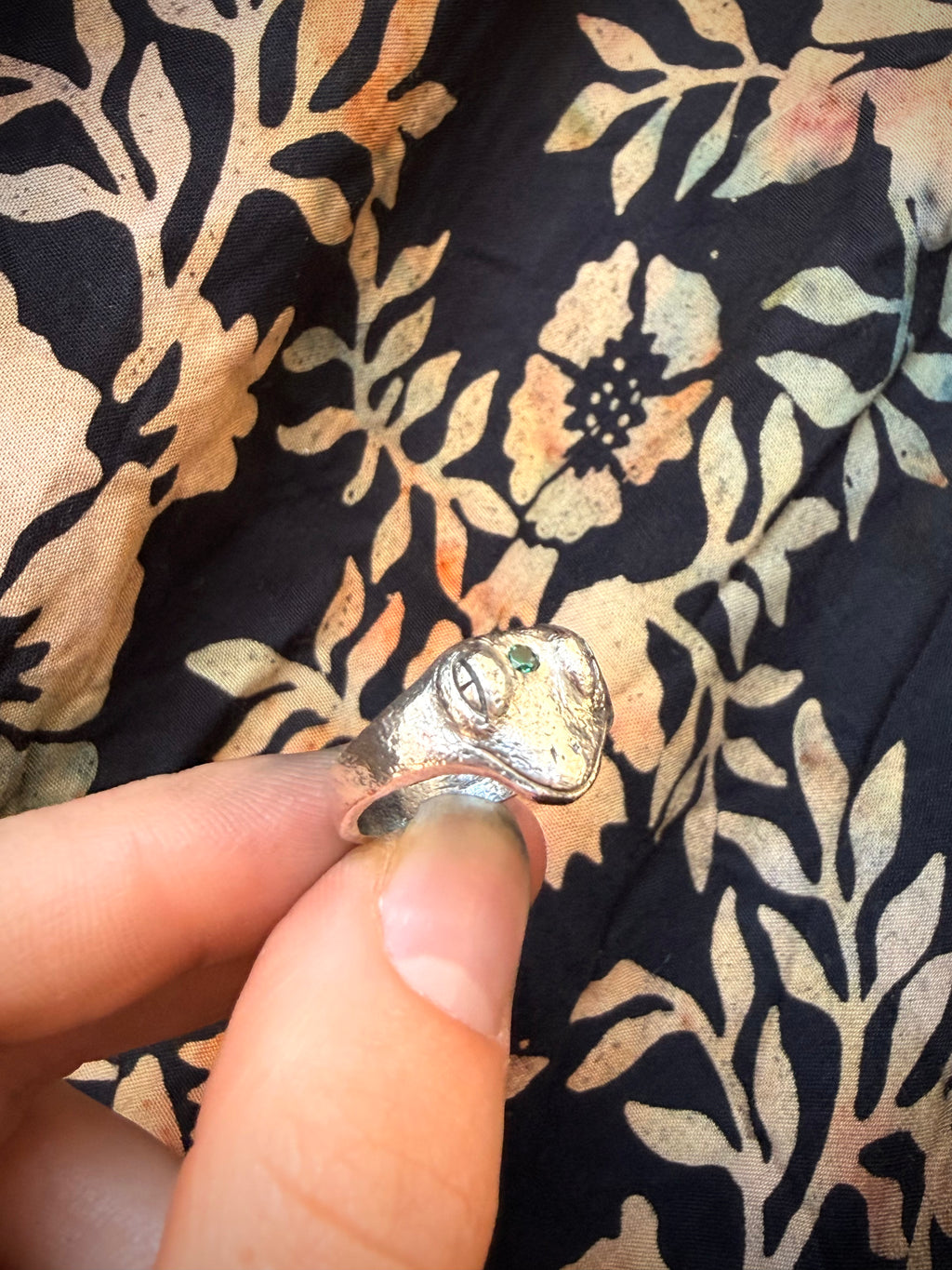 Enlightened Frog Ring with Emerald Stone